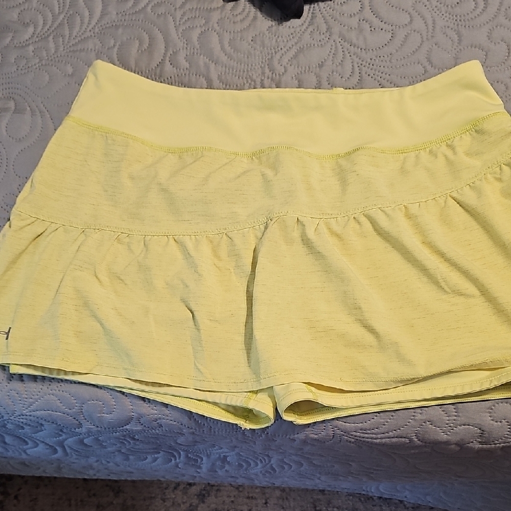 Under Armour Yellow Athletic Skort